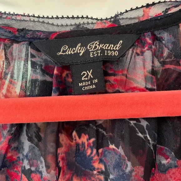 Lucky Brand sleeveless blouse - sheer size 2X - Picture 4 of 4